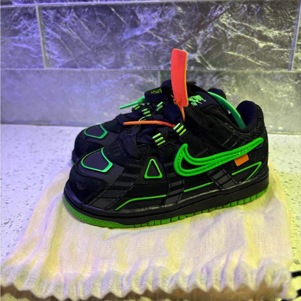 Kids Off White Nike Sneakers